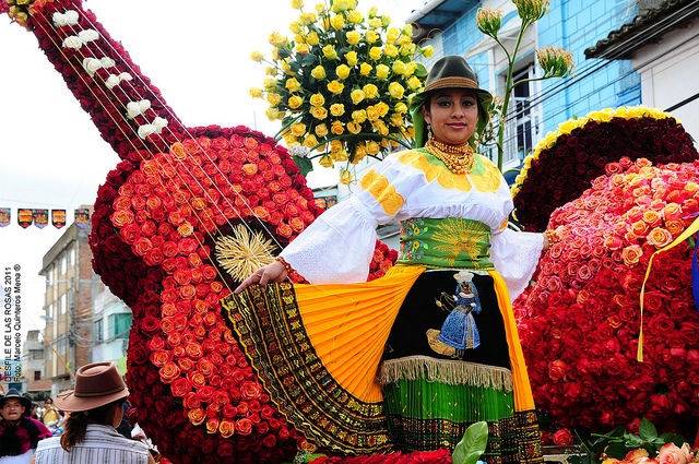 MUJER CAYAMBEÑA